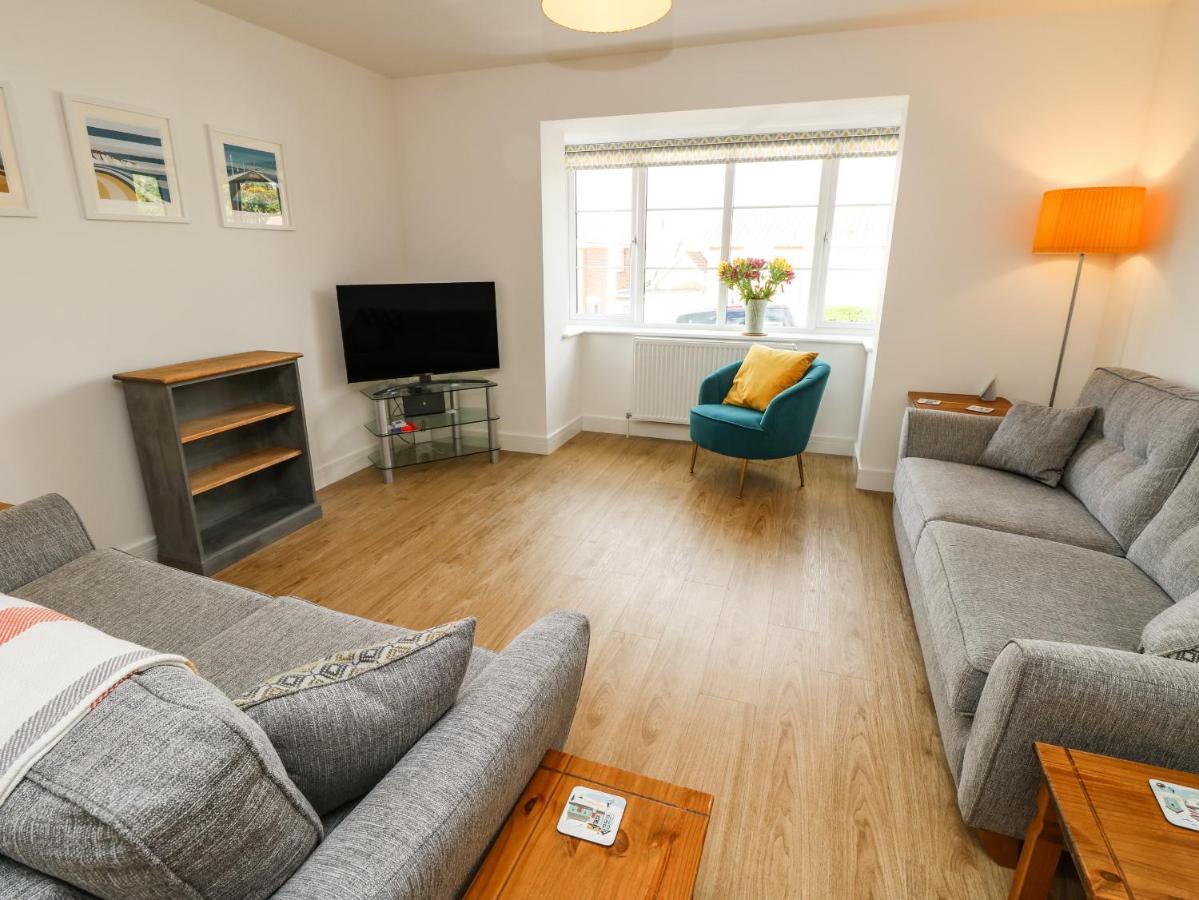 Larch Holiday home Totland (Isle Of Wight)