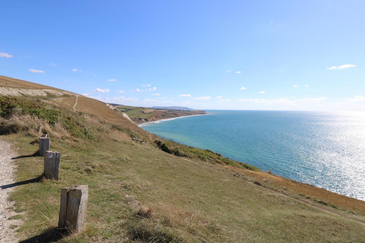 Larch Holiday home Totland (Isle Of Wight)