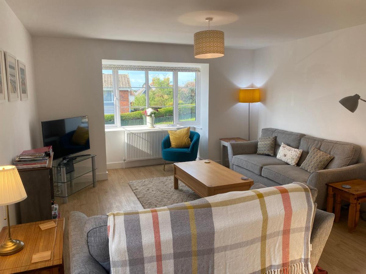Holiday home Larch Totland (Isle Of Wight)